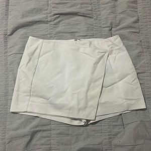 Express Skort